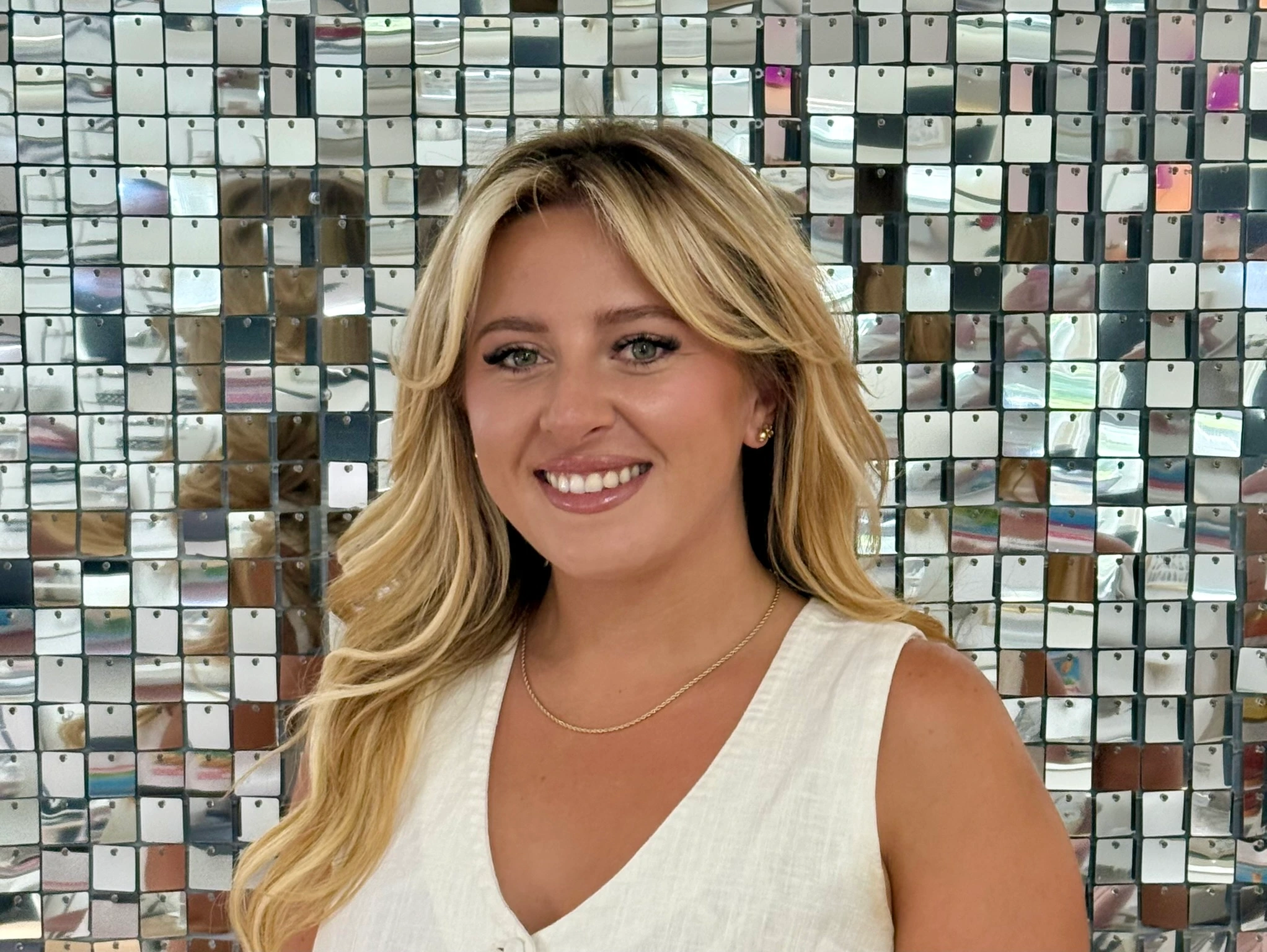 Krissy, lash technician at Roselli Cosmetologist, Cheltenham